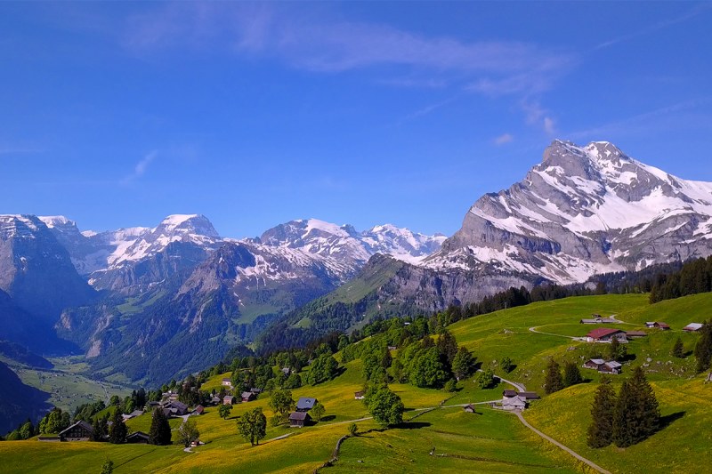 Braunwald Panorama Sommer